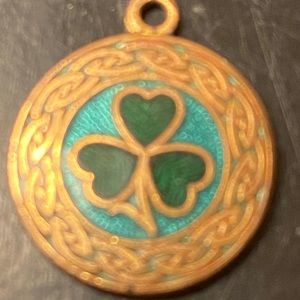 Shamrock charm